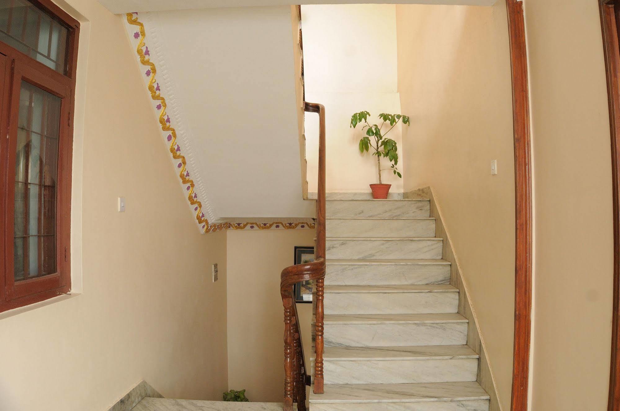 Hotel Brihaspati Kathmandu Exterior foto